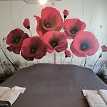 Mary's Poppies - Au Calme *