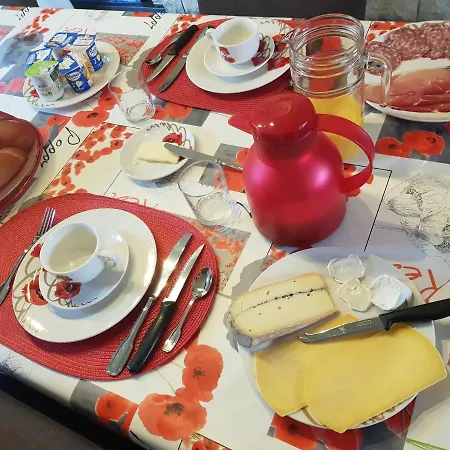 Mary's Poppies - D'hotes - Au Calme Bed & Breakfast Blandain
